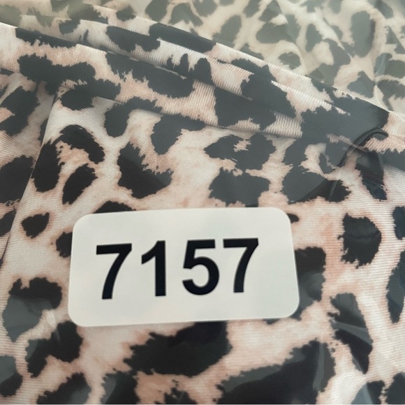New! Victoria’s Secret ruched leopard one piece swimsuit nwot 37157 - Picture 11 of 11